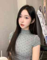 南山36C大胸美女-依依